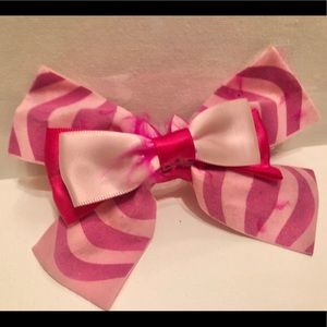 Disney Cheshire Cat Bow
